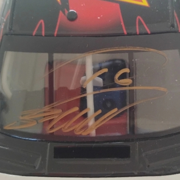 Greg Biffle #16 3M Fusion AUTOGRAPH IN PERSEON SIGNED 1/24 Diecast 2011 CLEAN